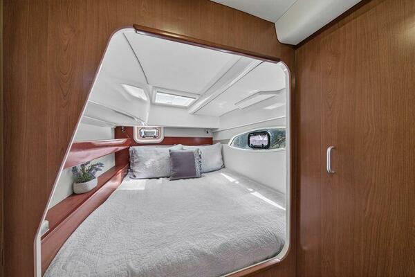 38ft Leopard Yacht For Sale