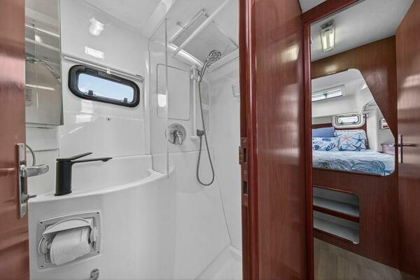 38ft Leopard Yacht For Sale