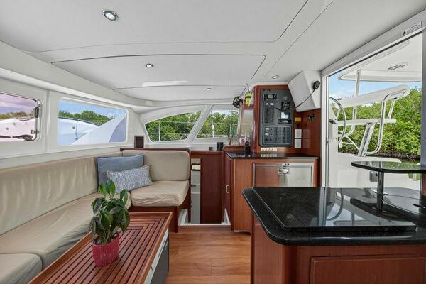 38ft Leopard Yacht For Sale