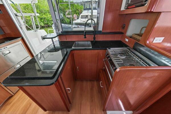 38ft Leopard Yacht For Sale