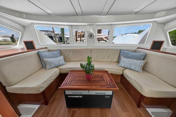 38ft Leopard Yacht For Sale