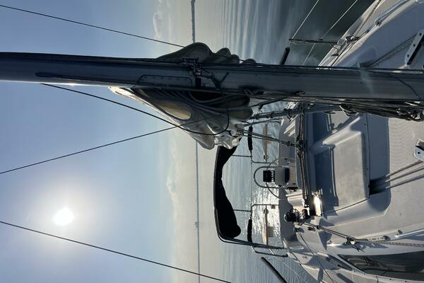Hazyblur 28ft Hunter Yacht For Sale