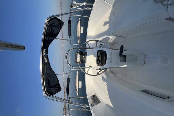 Hazyblur 28ft Hunter Yacht For Sale