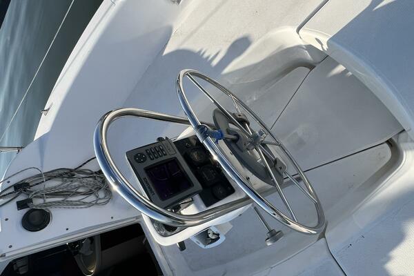 Hazyblur 28ft Hunter Yacht For Sale