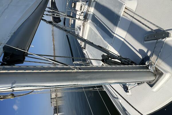 Hazyblur 28ft Hunter Yacht For Sale