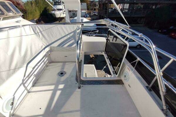 Regal 42 Fly Yacht For Sale