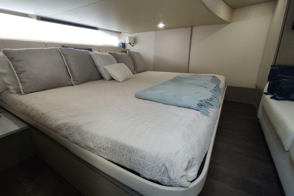 ME 42ft Regal Yacht For Sale