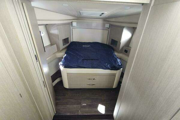 Regal 42 Fly Yacht For Sale