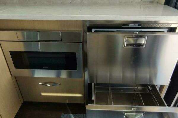 Regal 42 Fly Yacht For Sale