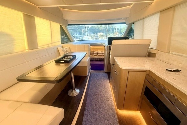 Regal 42 Fly Yacht For Sale