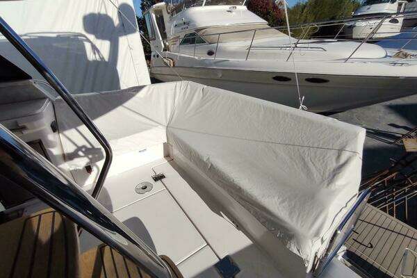 Regal 42 Fly Yacht For Sale