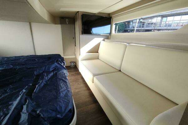 Regal 42 Fly Yacht For Sale