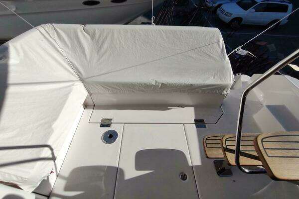 Regal 42 Fly Yacht For Sale