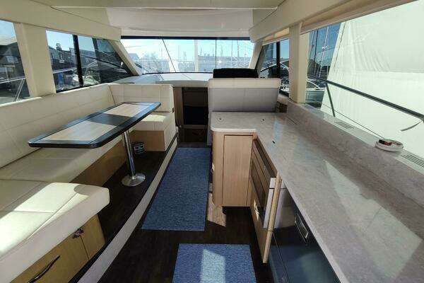 Regal 42 Fly Yacht For Sale