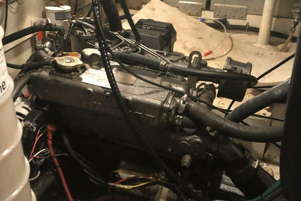 One Love 41ft Morgan Yacht For Sale