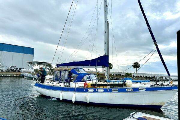 Photo of the 1987 Morgan 41 Out Island Classic "One Love"