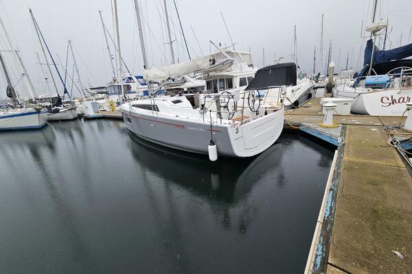 34ft Beneteau Yacht For Sale