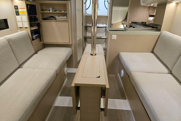 MAHALO 30ft Beneteau Yacht For Sale