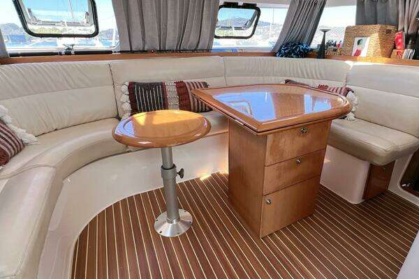Nautitech 40.2 Yacht For Sale