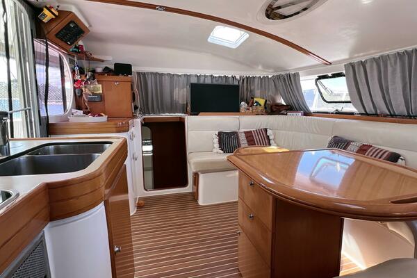 Tonic 39ft Nautitech Yacht For Sale