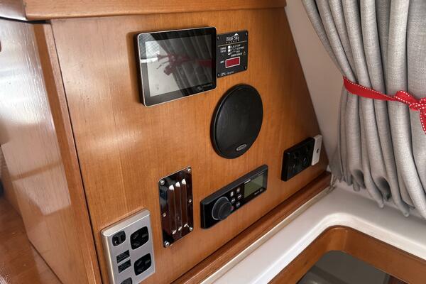 Tonic 39ft Nautitech Yacht For Sale