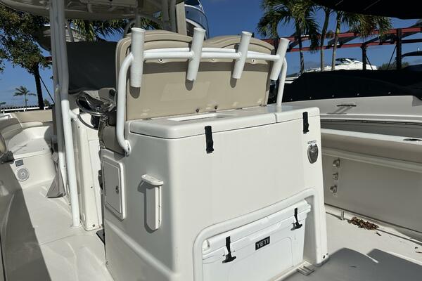 28ft NauticStar Yacht For Sale