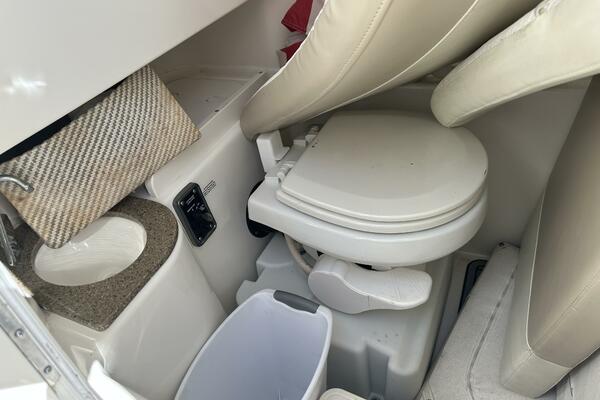 28ft NauticStar Yacht For Sale