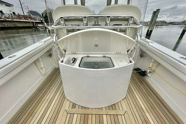 Jupiter Center Console Yacht For Sale