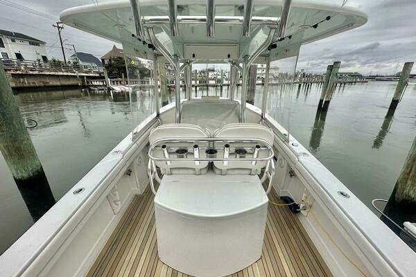 Jupiter Center Console Yacht For Sale