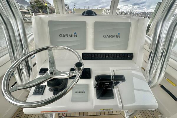 Warden Pass Too 30ft Jupiter Yacht For Sale