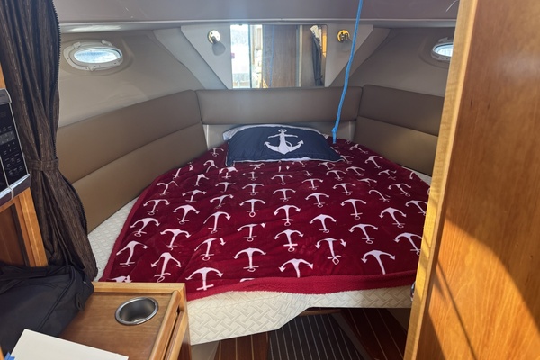 28ft Cutwater Yacht For Sale