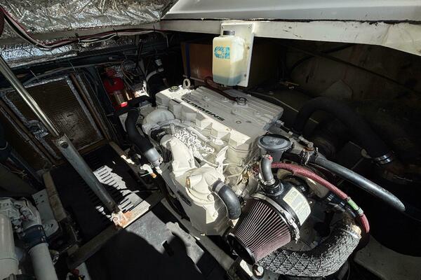 College Fund 40ft Luhrs Yacht For Sale