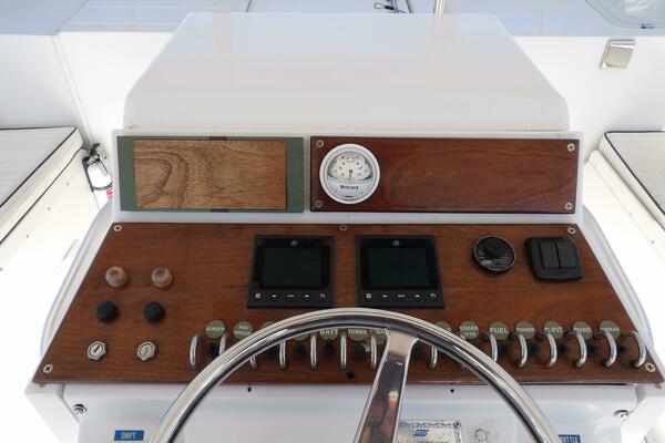 College Fund 40ft Luhrs Yacht For Sale