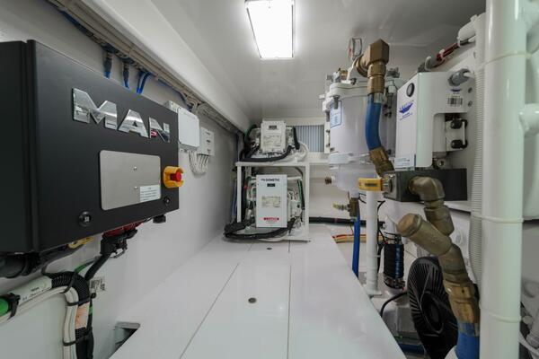 SALTY DOG 54ft Viking Yacht For Sale