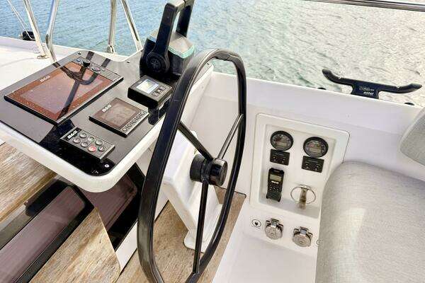 Nautitech 44 Open Yacht For Sale