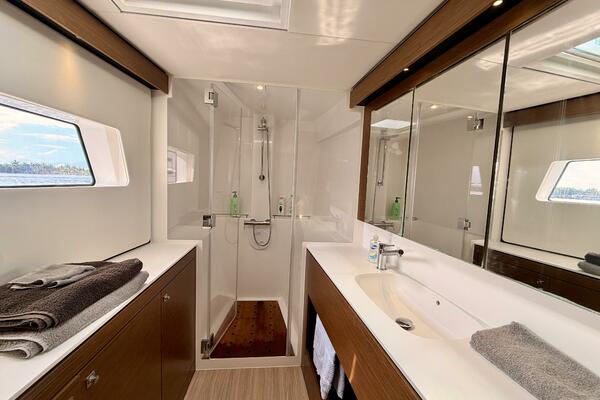 Onada 44ft Nautitech Yacht For Sale