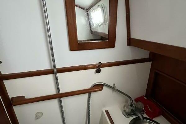 Starry Night 37ft Dickerson Yacht For Sale