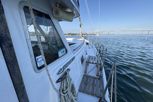 SOVEREIGNTY 40ft Schucker Yacht For Sale