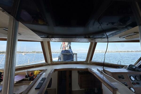 SOVEREIGNTY 40ft Schucker Yacht For Sale