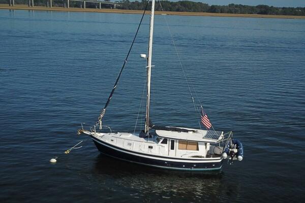 SOVEREIGNTY 40ft Schucker Yacht For Sale