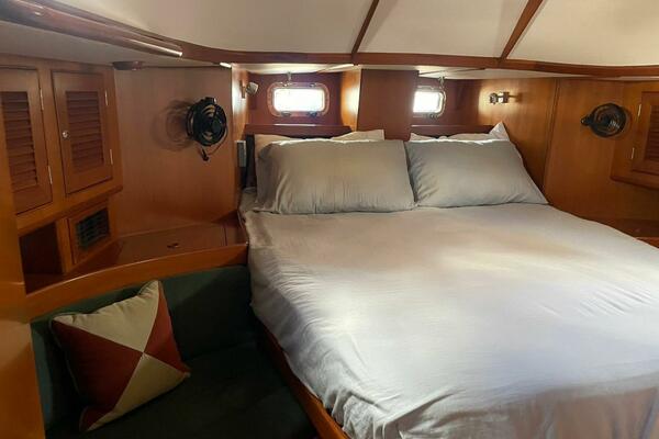 Lokelani 49ft Hylas Yacht For Sale