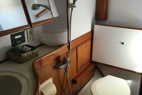 Lokelani 49ft Hylas Yacht For Sale