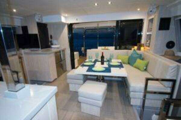 Robertson & Caine Leopard Yacht For Sale