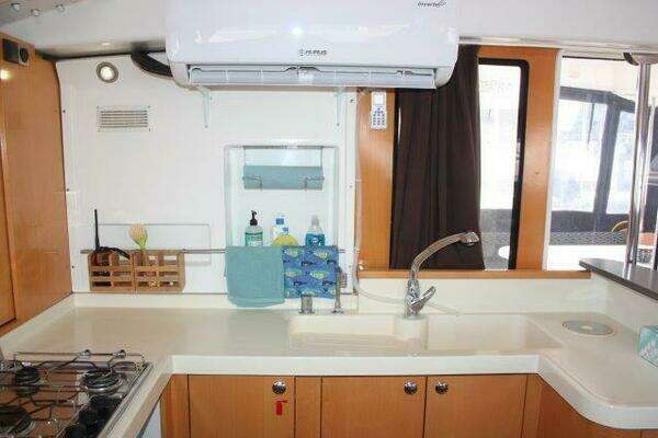 Fountaine Pajot Orana 44 Yacht For Sale