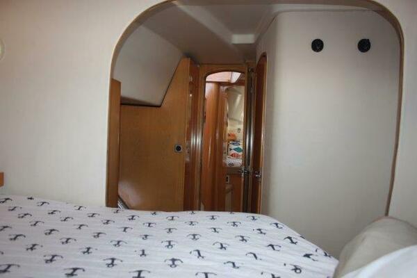 Ventus 43ft Fountaine Pajot Yacht For Sale