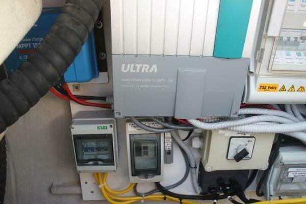 Ventus 43ft Fountaine Pajot Yacht For Sale