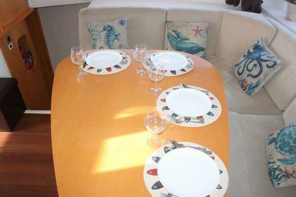 Ventus 43ft Fountaine Pajot Yacht For Sale