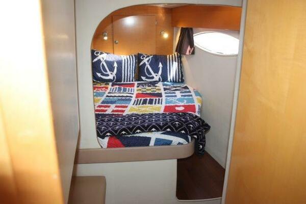 Ventus 43ft Fountaine Pajot Yacht For Sale