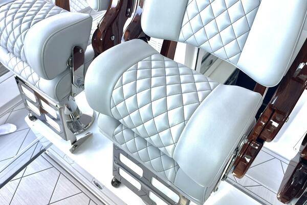 48ft HCB Yacht For Sale