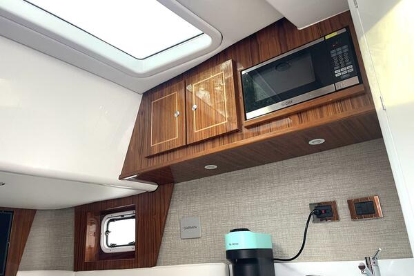 48ft HCB Yacht For Sale